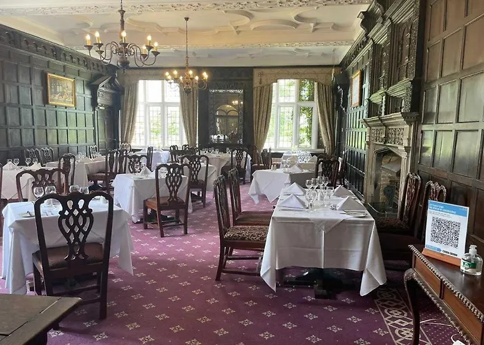 Oyo Dovecote Hotel Birmingham